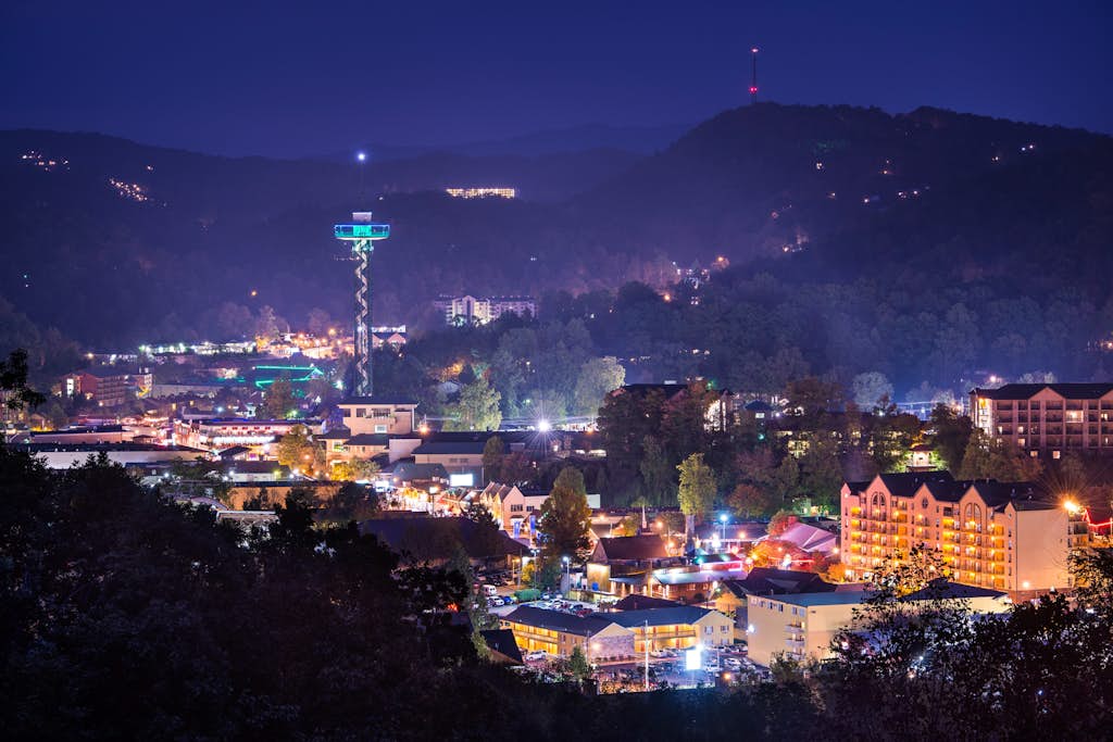 Bustling attractions and fun Parkway in Pigeon Forge